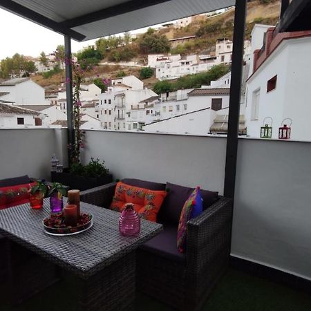 El Nido De La Galeria Apartment Setenil De Las Bodegas Ngoại thất bức ảnh
